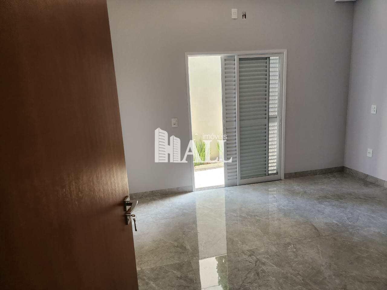 Casa de Condomínio à venda com 3 quartos, 208m² - Foto 4
