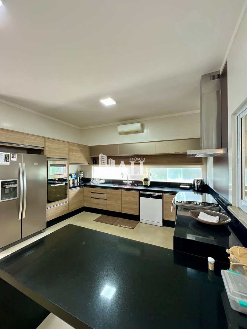 Casa de Condomínio à venda com 3 quartos, 374m² - Foto 10