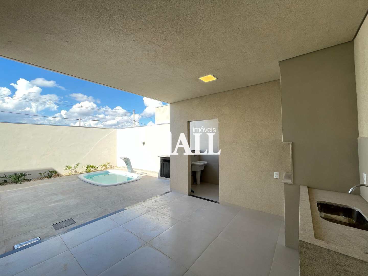 Casa à venda com 2 quartos, 115m² - Foto 15