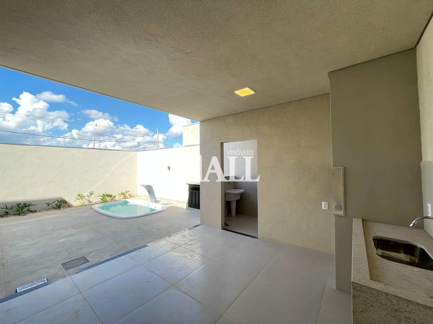 Casa à venda com 2 quartos, 115m² - Foto 6