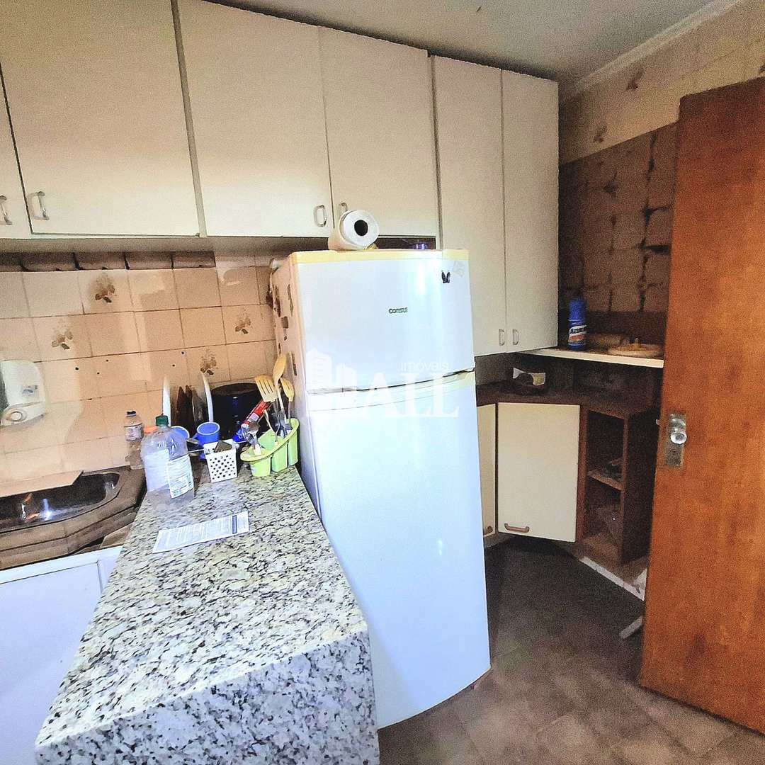 Apartamento à venda com 2 quartos, 70m² - Foto 3
