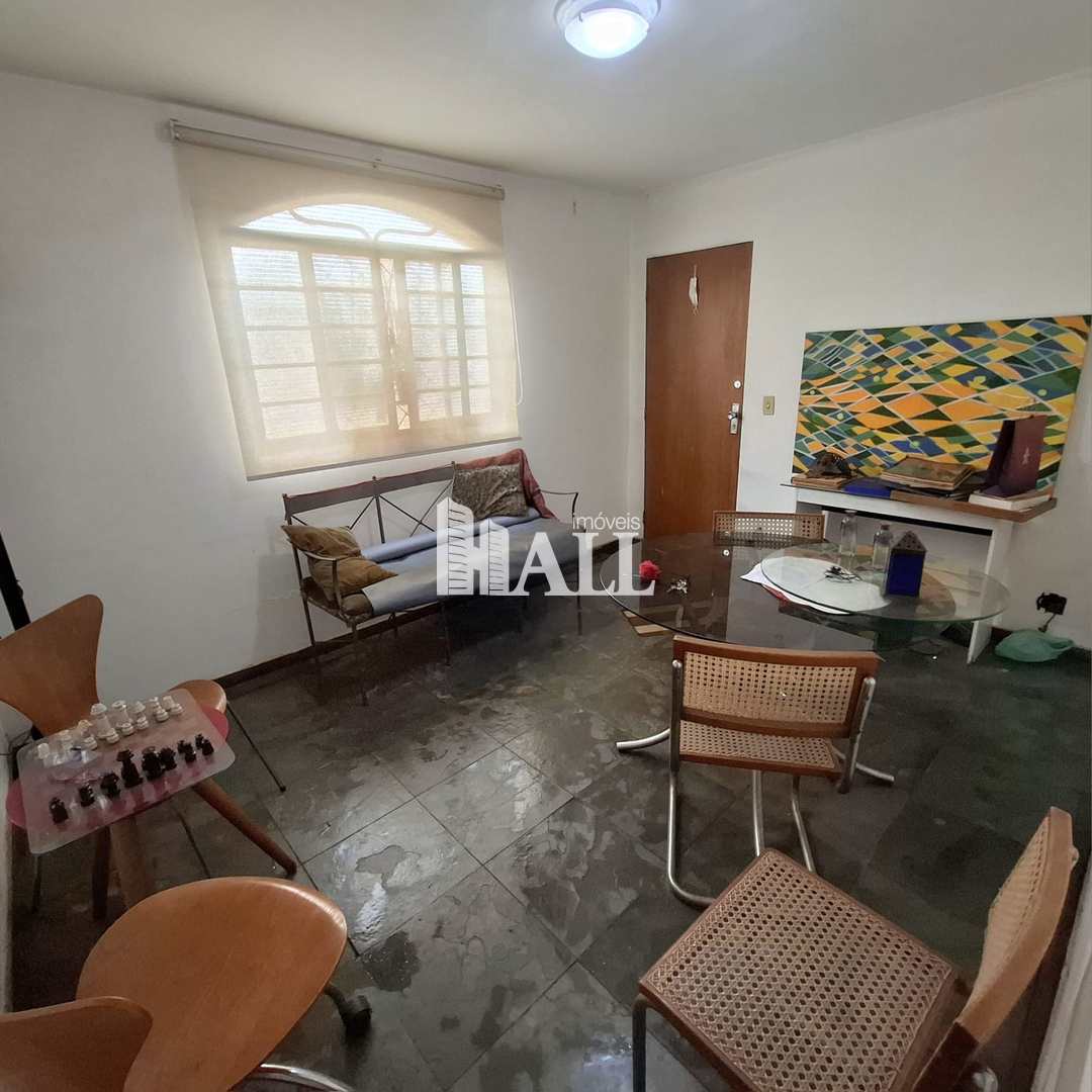 Apartamento à venda com 2 quartos, 70m² - Foto 1