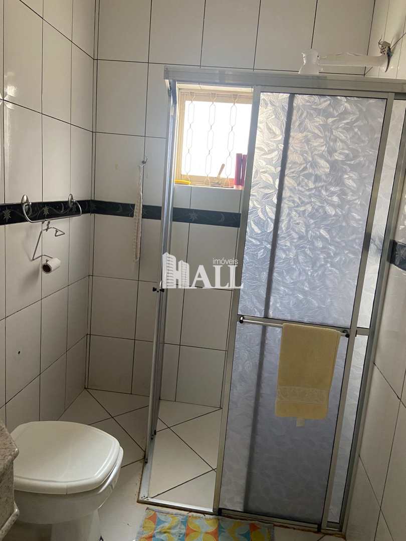 Casa à venda com 2 quartos, 140m² - Foto 8