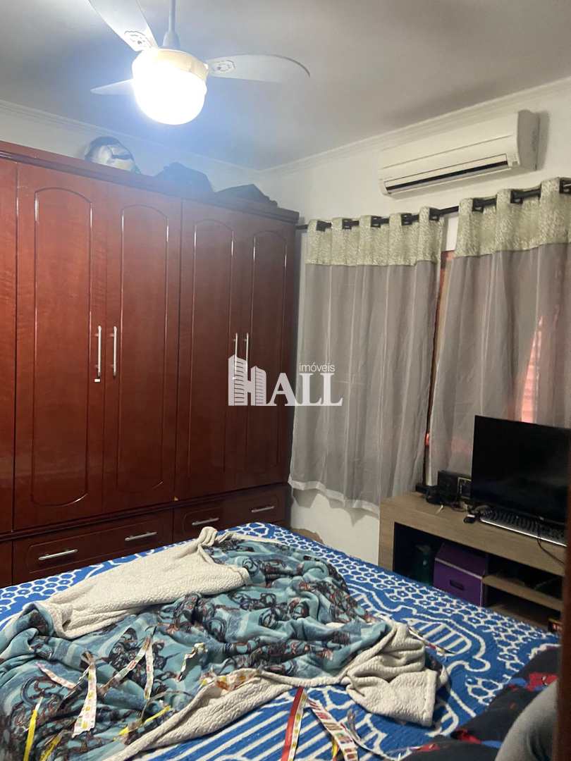 Casa à venda com 2 quartos, 140m² - Foto 5