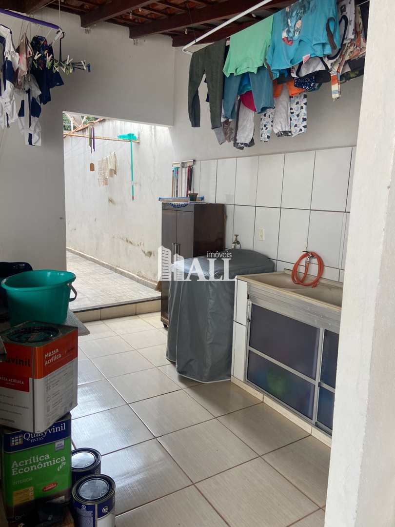 Casa à venda com 2 quartos, 140m² - Foto 9
