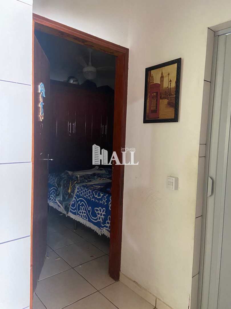 Casa à venda com 2 quartos, 140m² - Foto 4