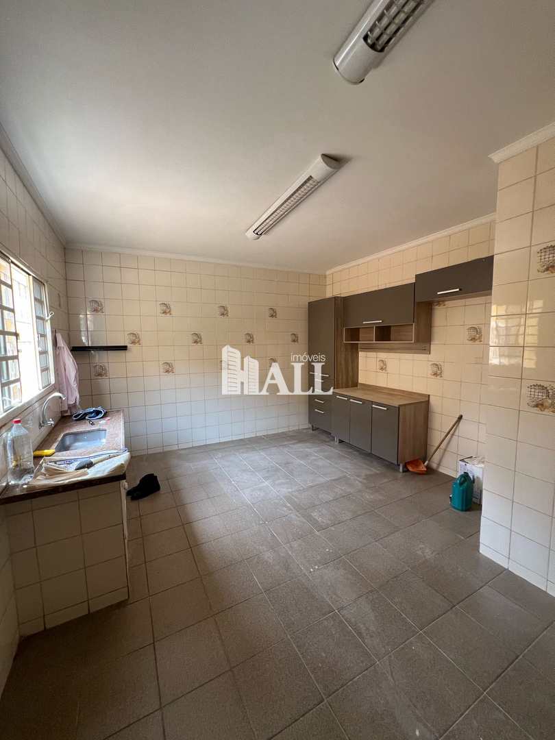 Casa à venda com 3 quartos, 170m² - Foto 3