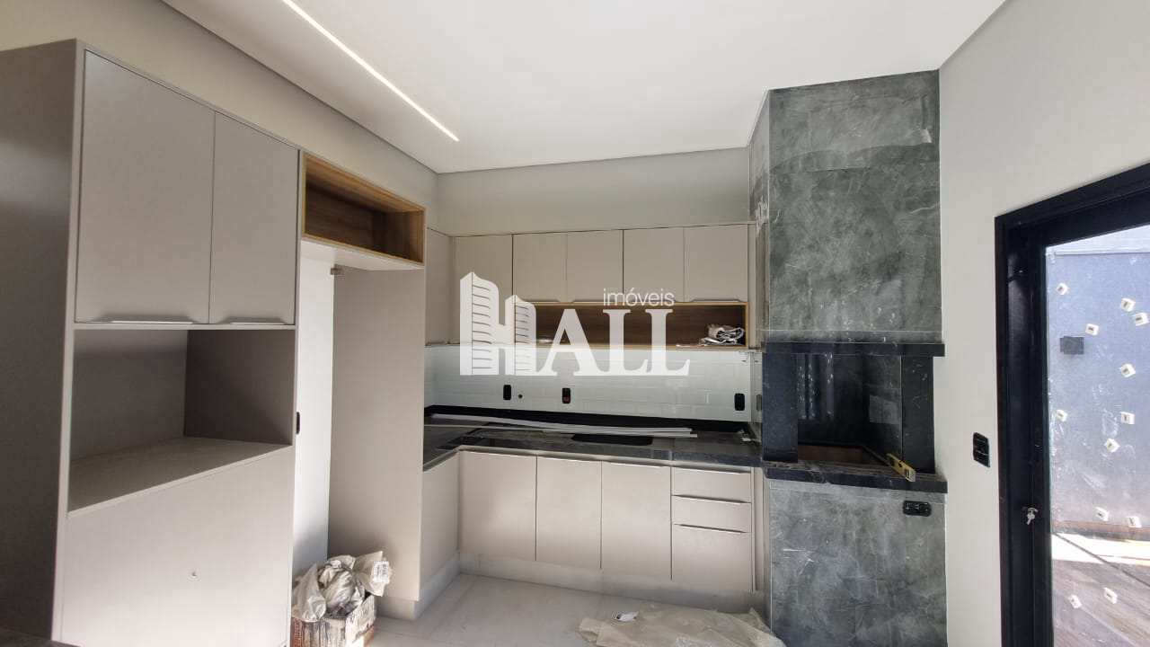 Casa à venda com 3 quartos, 120m² - Foto 4