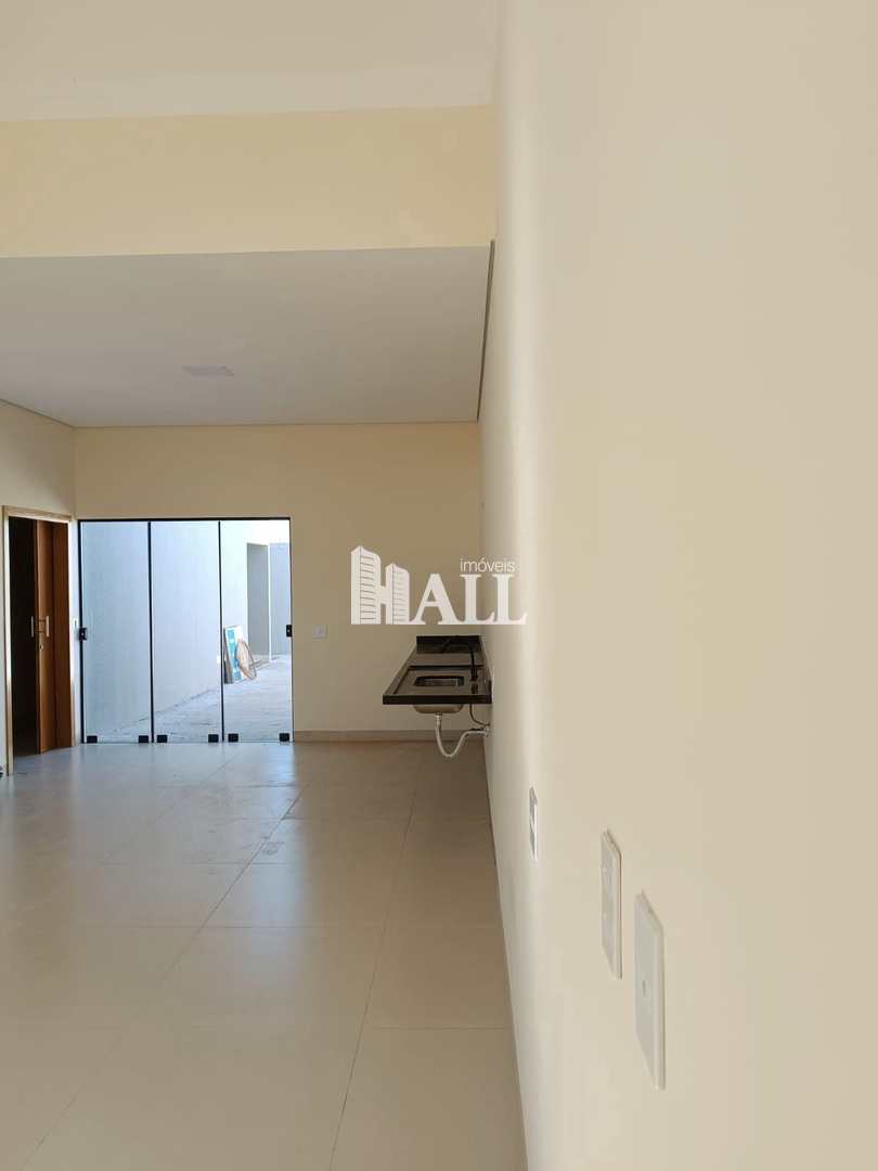 Casa à venda com 3 quartos, 115m² - Foto 2