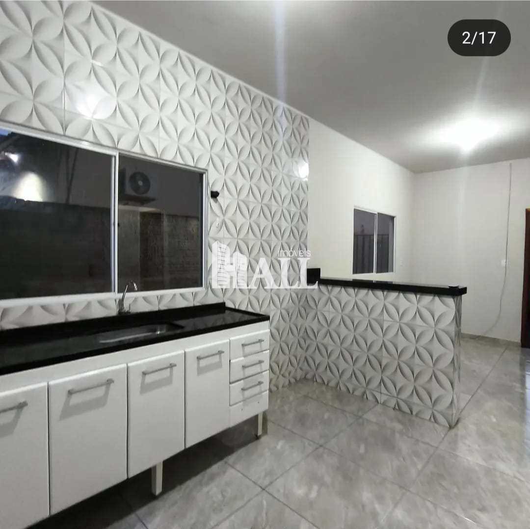 Casa à venda com 2 quartos, 195m² - Foto 2