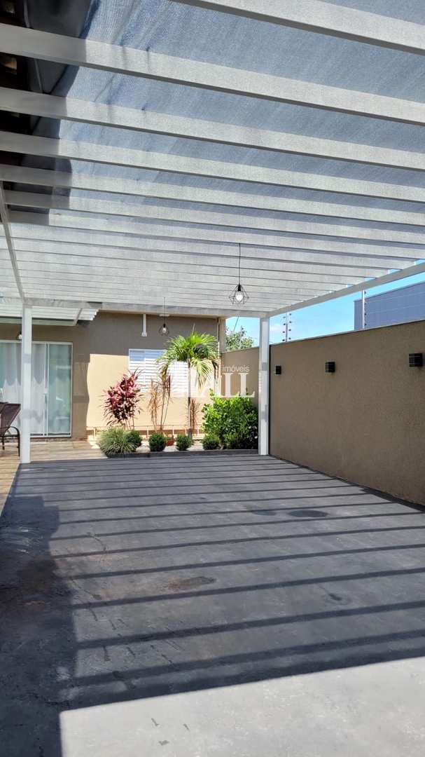 Casa à venda com 2 quartos, 203m² - Foto 12