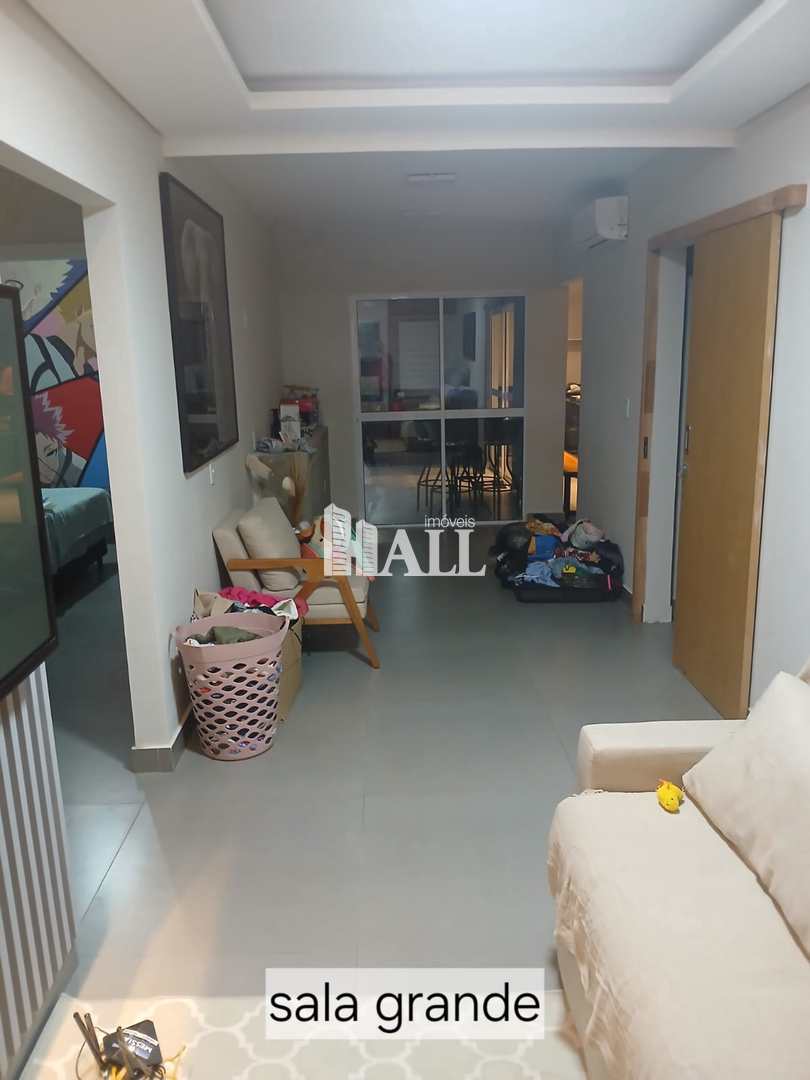 Casa de Condomínio à venda com 3 quartos, 140m² - Foto 2