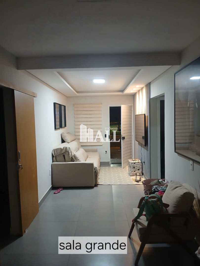 Casa de Condomínio à venda com 3 quartos, 140m² - Foto 1