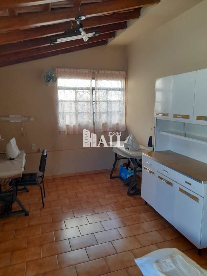 Casa à venda com 3 quartos, 178m² - Foto 8