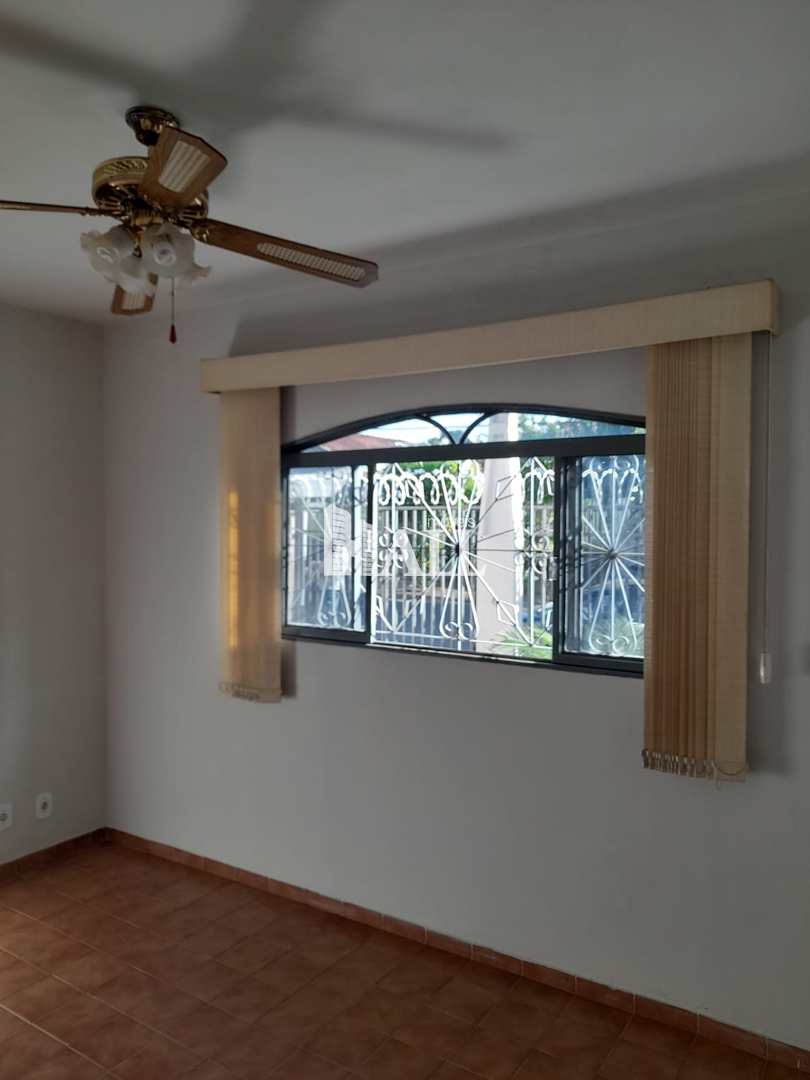 Casa à venda com 3 quartos, 178m² - Foto 5