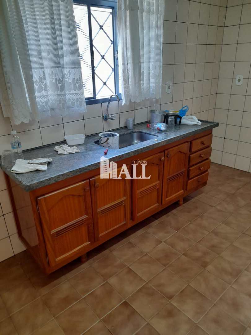 Casa à venda com 3 quartos, 178m² - Foto 9