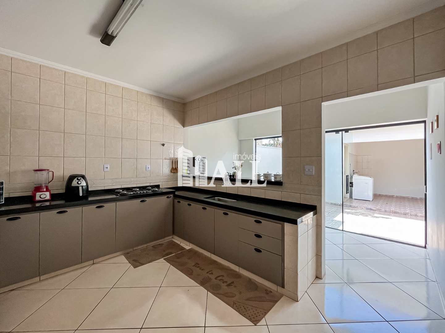 Casa à venda com 3 quartos, 300m² - Foto 15