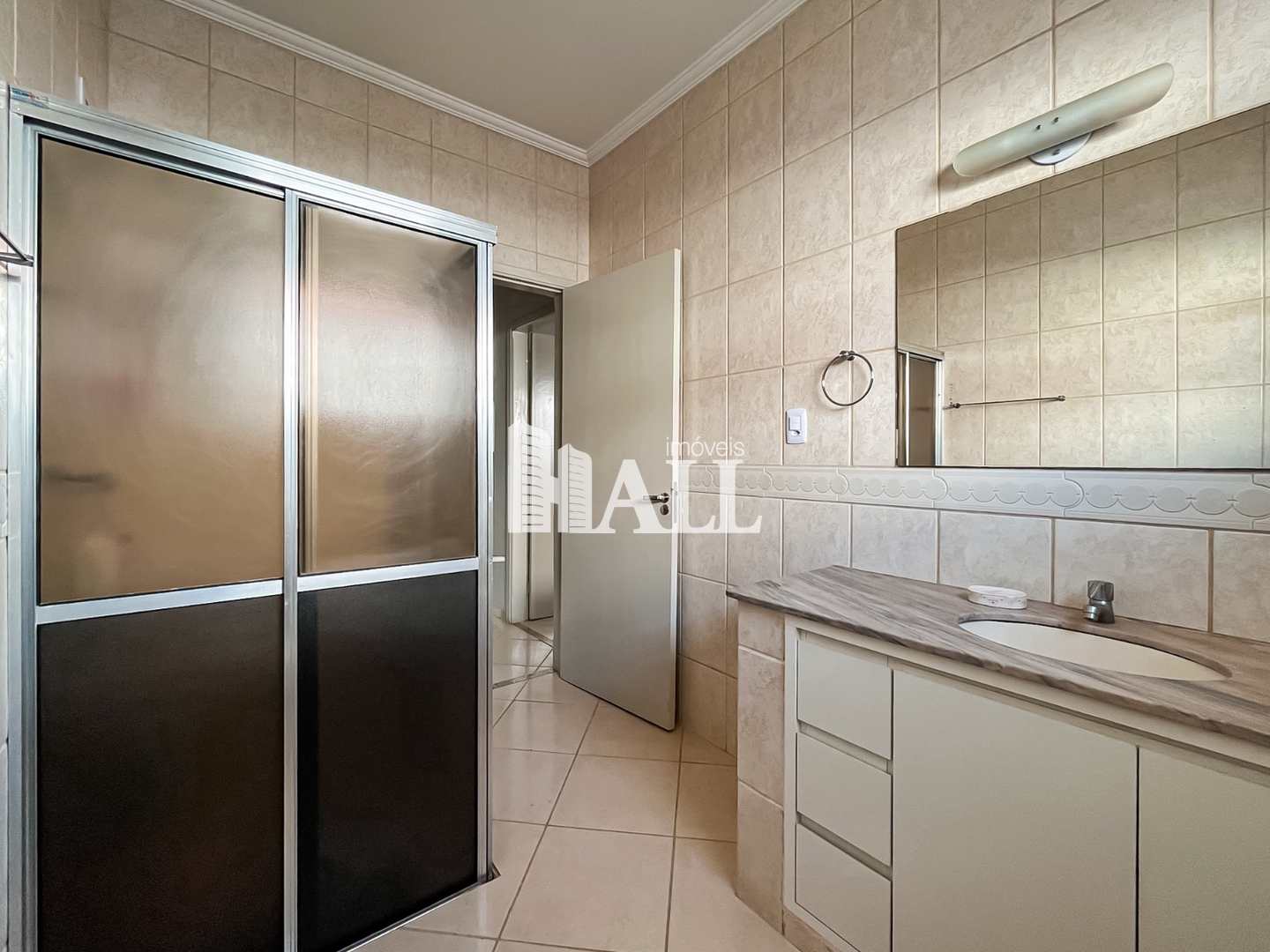Casa à venda com 3 quartos, 300m² - Foto 8