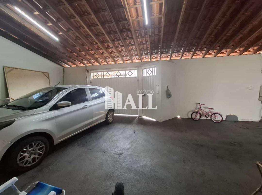 Casa à venda com 3 quartos, 70m² - Foto 13