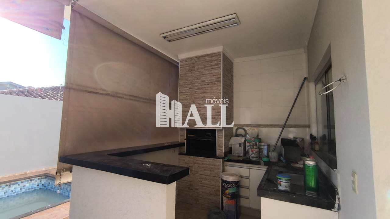 Casa à venda com 3 quartos, 230m² - Foto 12