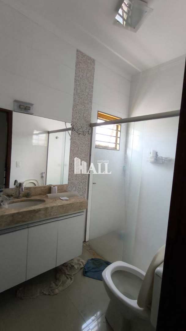 Casa à venda com 3 quartos, 230m² - Foto 11