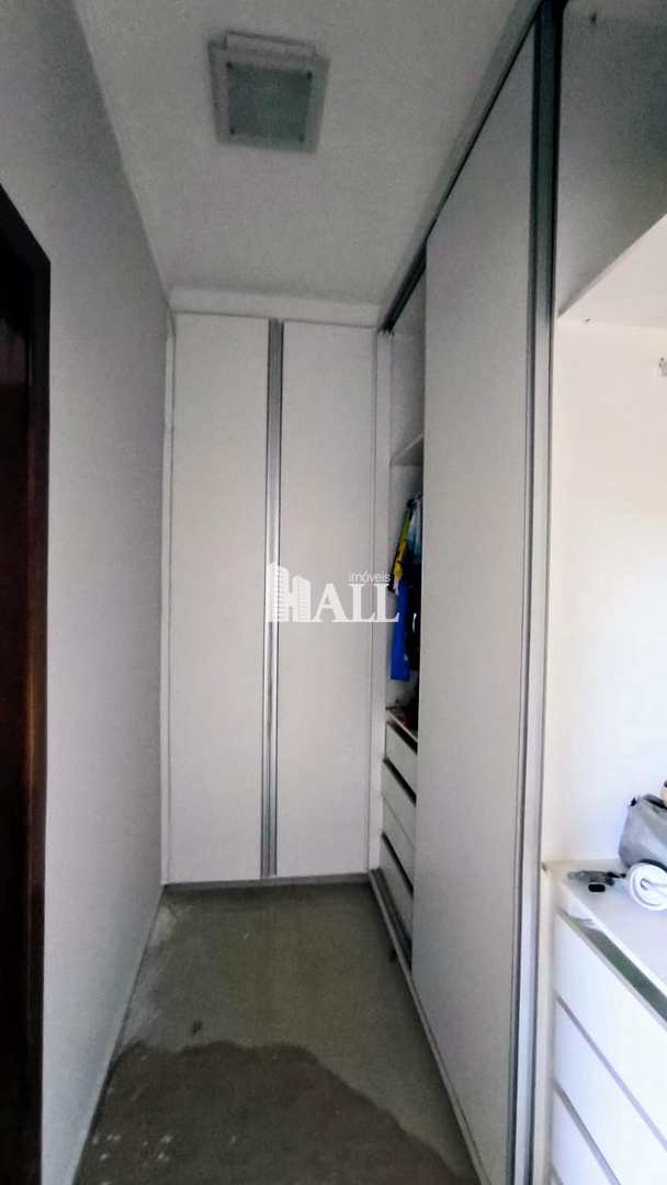 Casa à venda com 3 quartos, 230m² - Foto 8