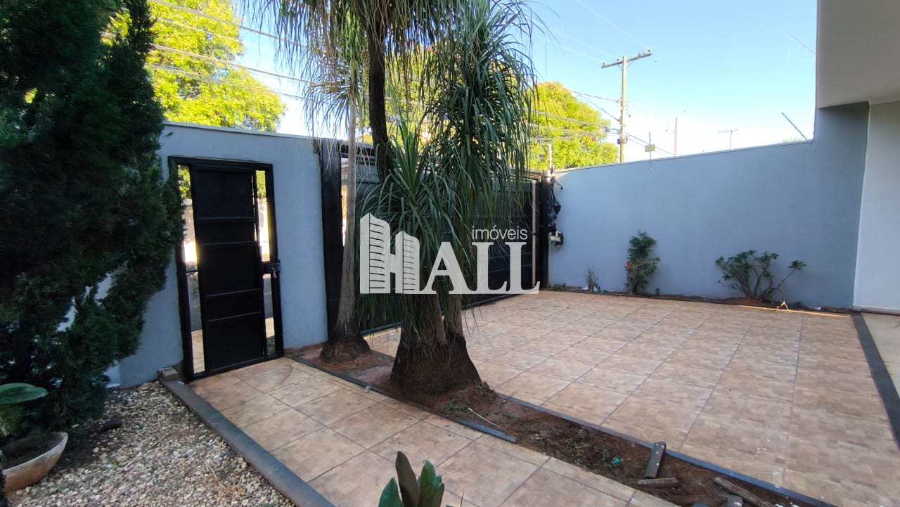 Casa à venda com 3 quartos, 230m² - Foto 15