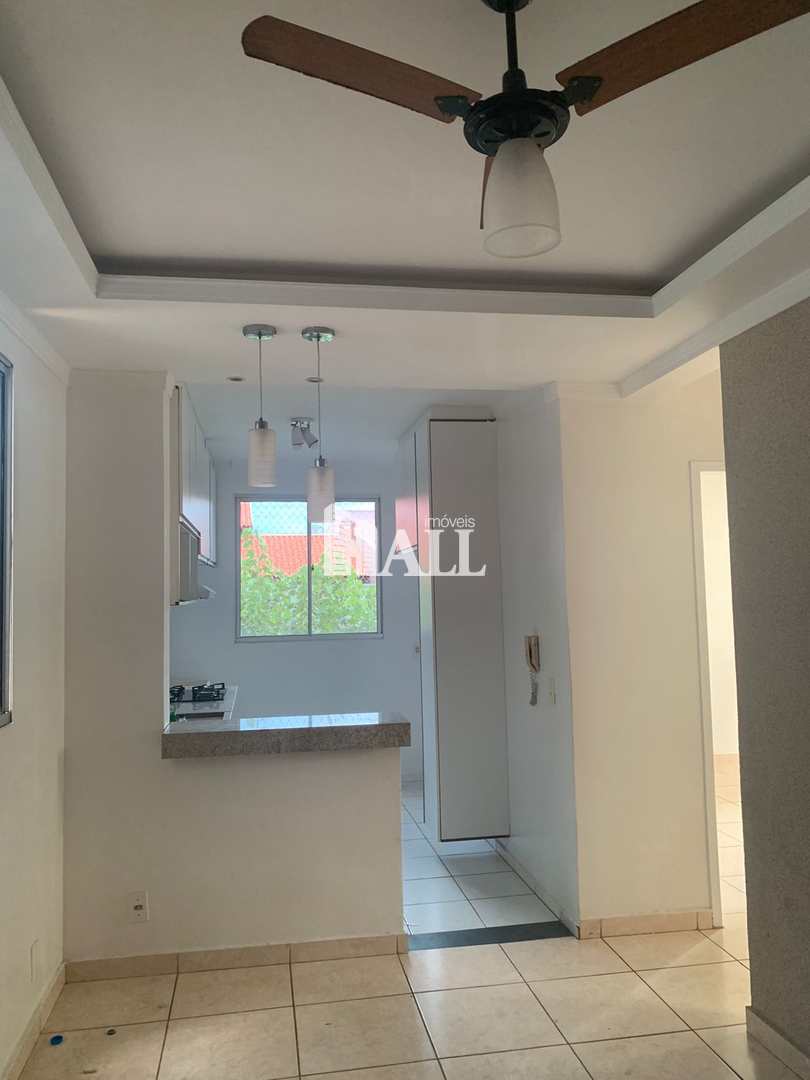 Apartamento à venda com 2 quartos, 46m² - Foto 1