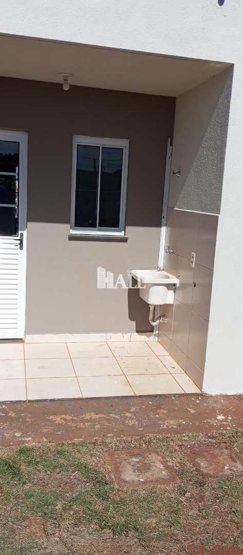Casa de Condomínio à venda com 2 quartos, 70m² - Foto 4