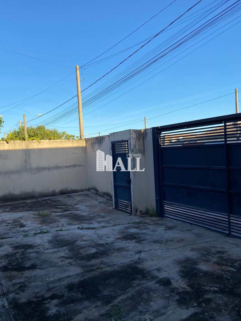 Casa à venda com 2 quartos, 60m² - Foto 12