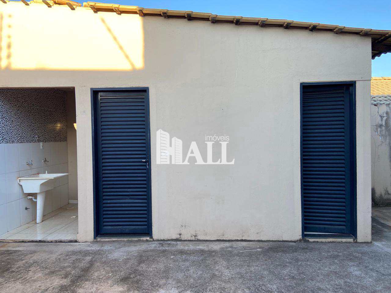Casa à venda com 2 quartos, 60m² - Foto 11