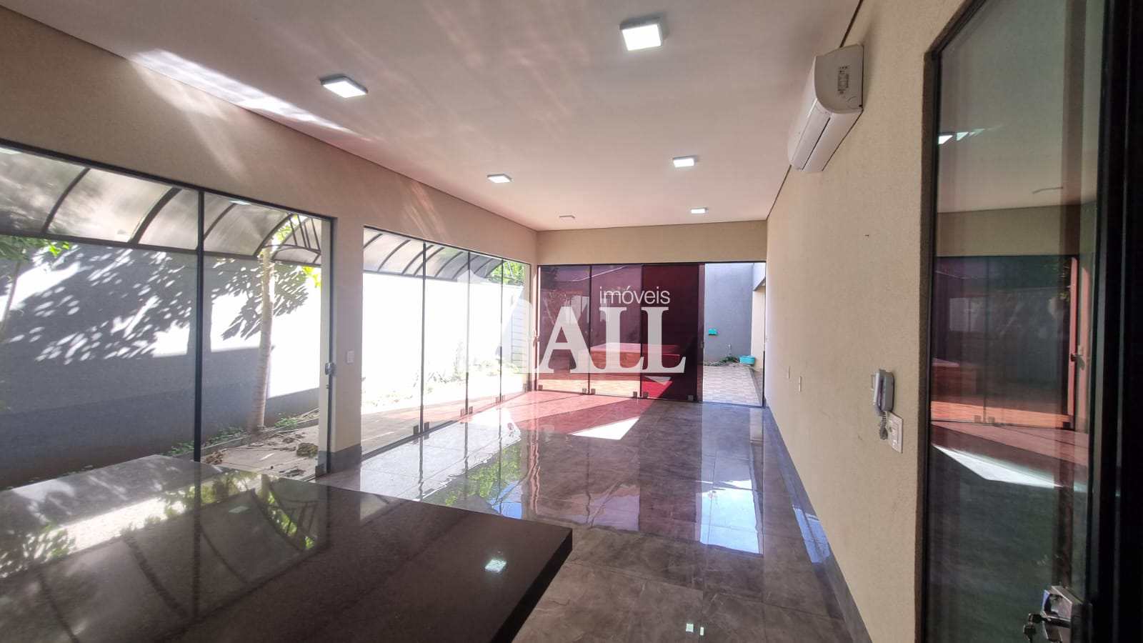 Apartamento à venda com 4 quartos, 280m² - Foto 3