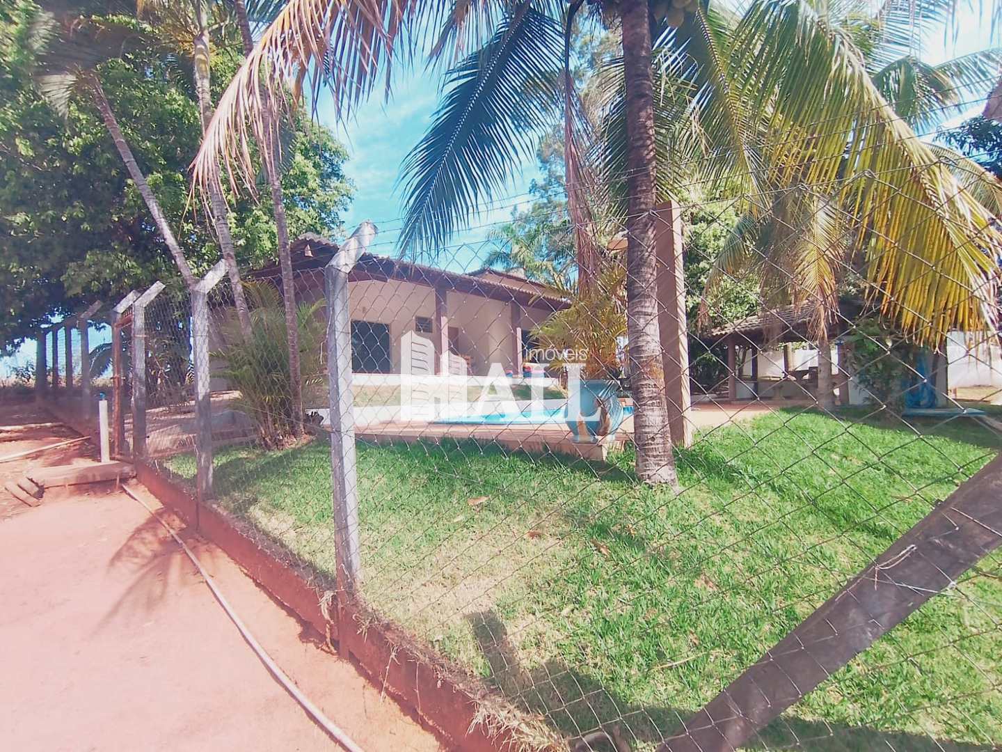 Fazenda / Sítio / Chácara com 4 quartos à venda, 500m² — foto 1 de 39