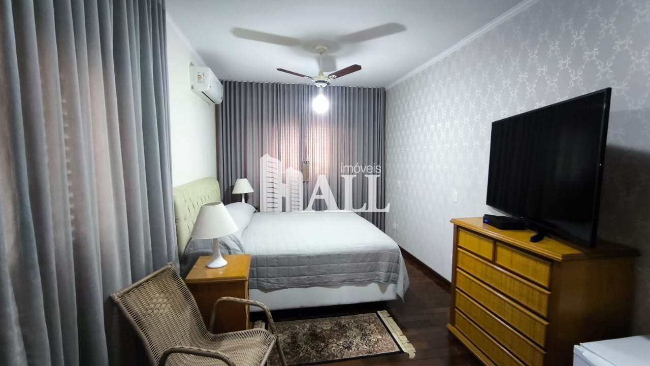 Sobrado à venda com 4 quartos, 335m² - Foto 11