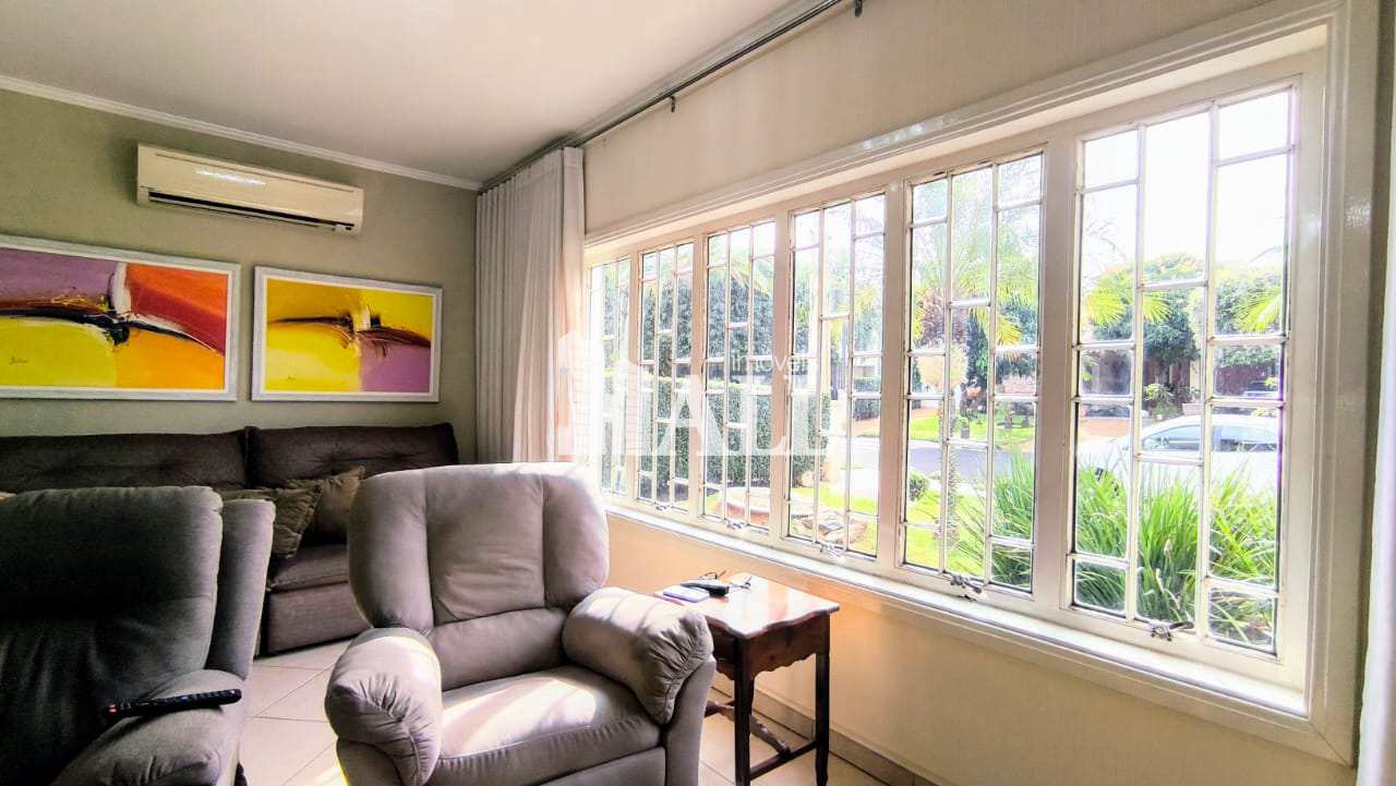 Sobrado à venda com 4 quartos, 335m² - Foto 4