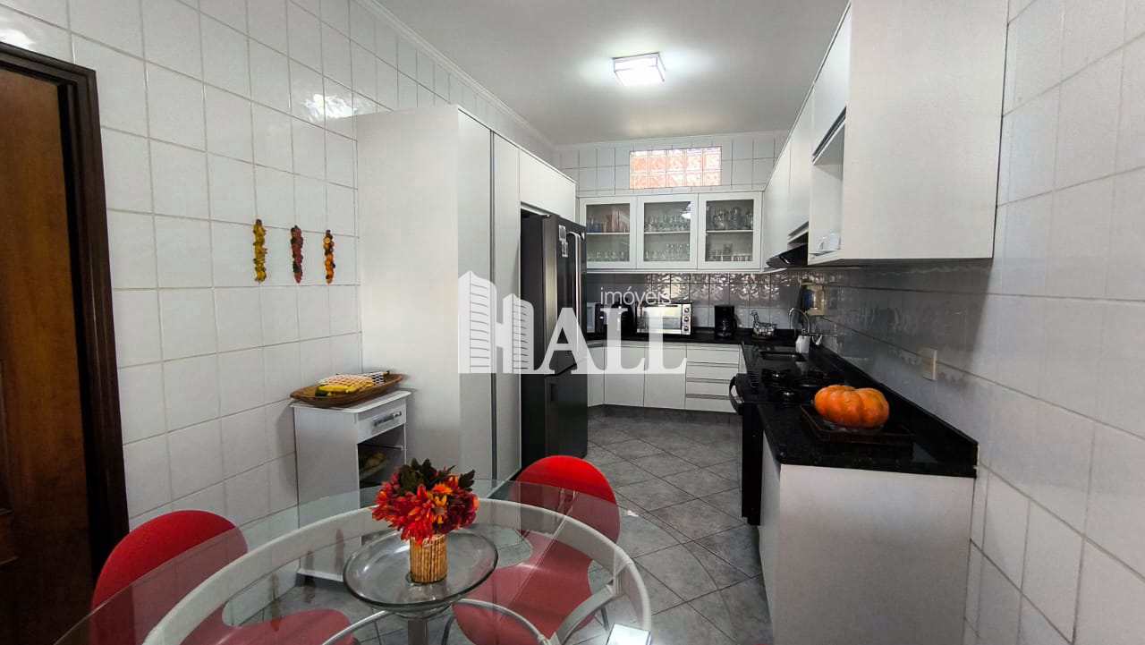 Sobrado à venda com 4 quartos, 335m² - Foto 5