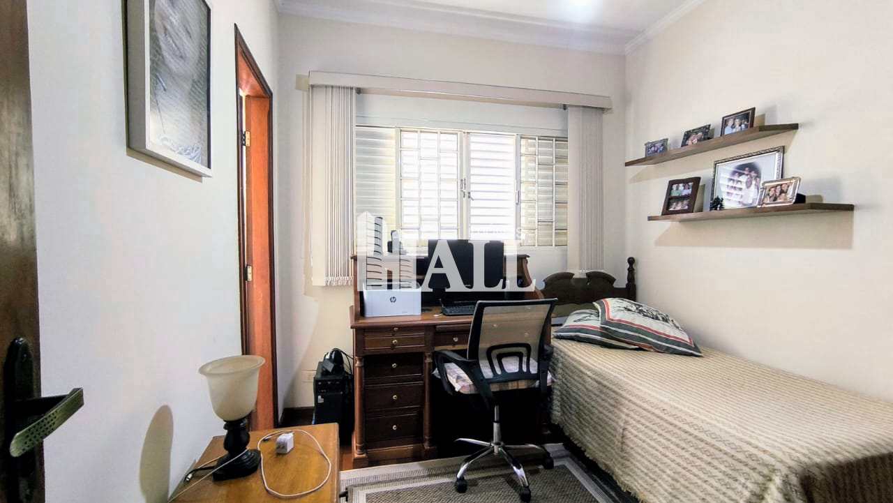 Sobrado à venda com 4 quartos, 335m² - Foto 14