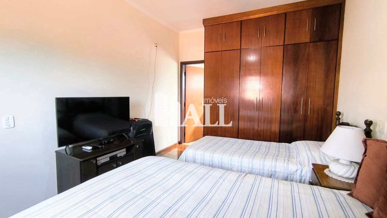Sobrado à venda com 4 quartos, 335m² - Foto 12