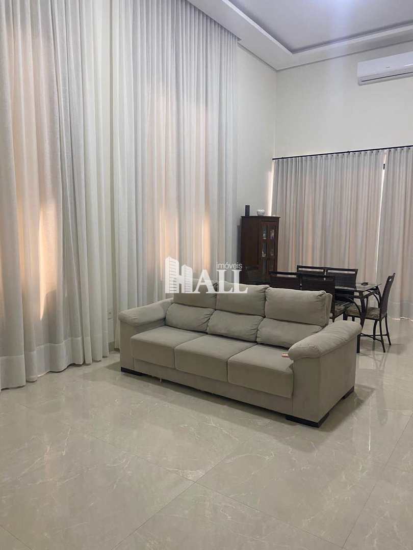 Casa de Condomínio à venda com 3 quartos, 228m² - Foto 2