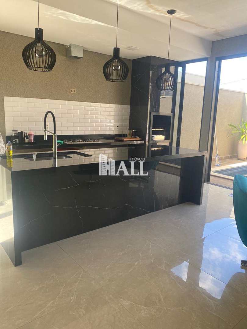 Casa de Condomínio à venda com 3 quartos, 228m² - Foto 5