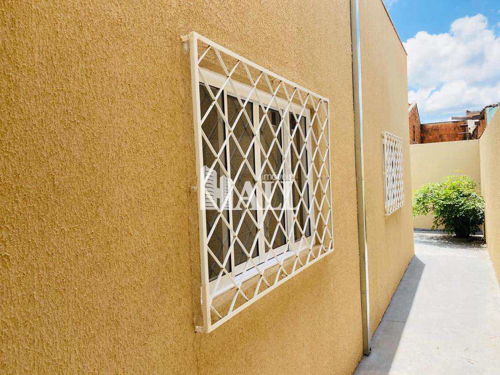 Casa à venda com 3 quartos, 110m² - Foto 3