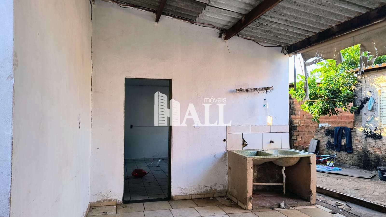 Casa à venda com 2 quartos, 200m² - Foto 5