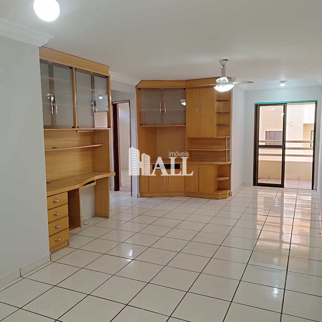 Apartamento à venda com 2 quartos, 75m² - Foto 1