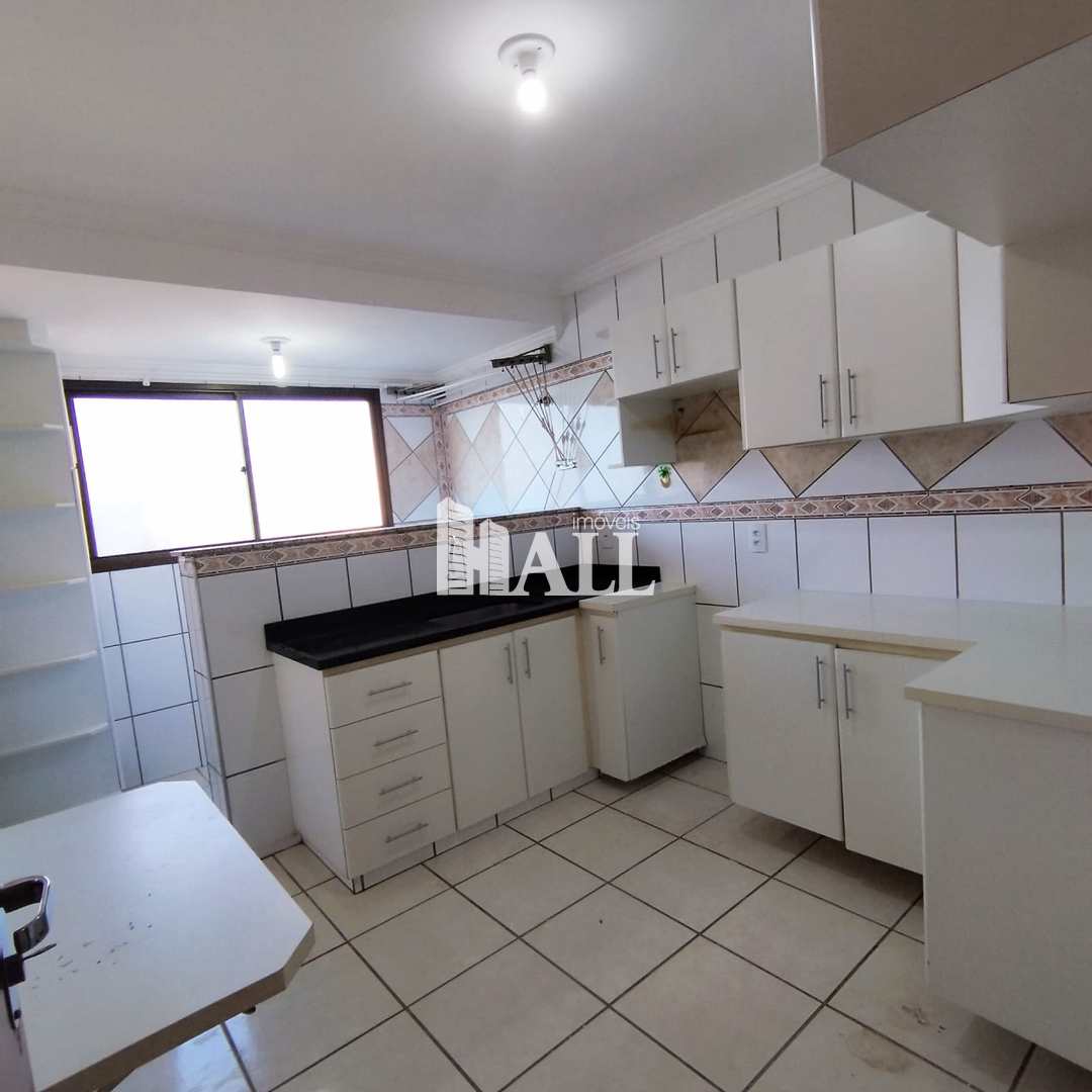 Apartamento à venda com 2 quartos, 75m² - Foto 2