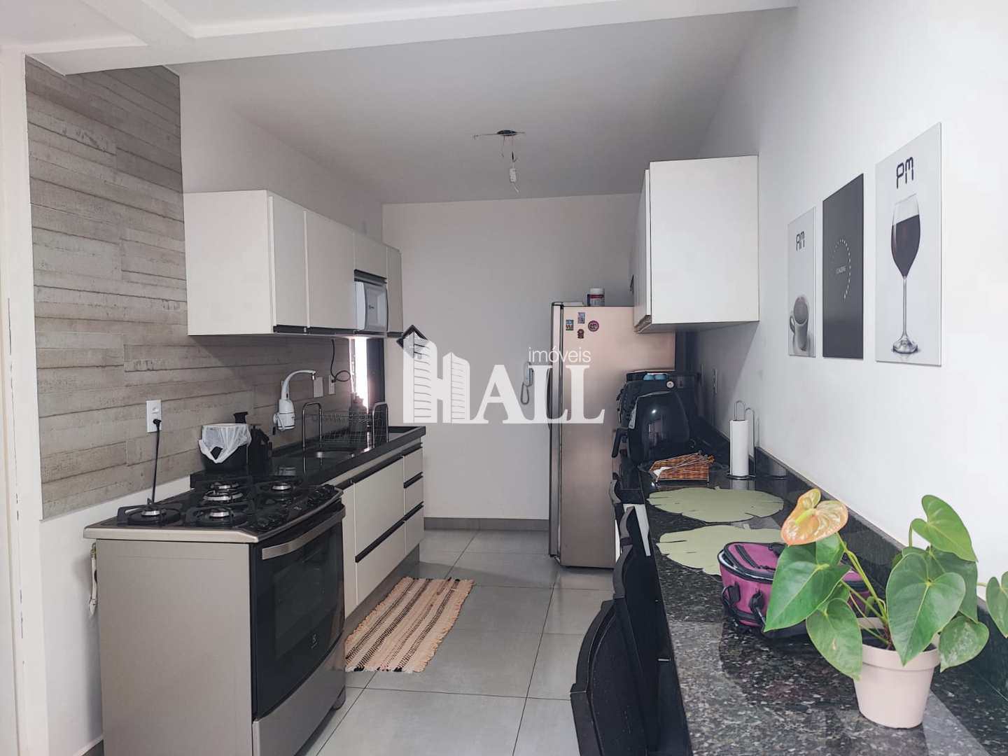 Apartamento à venda com 3 quartos, 76m² - Foto 4