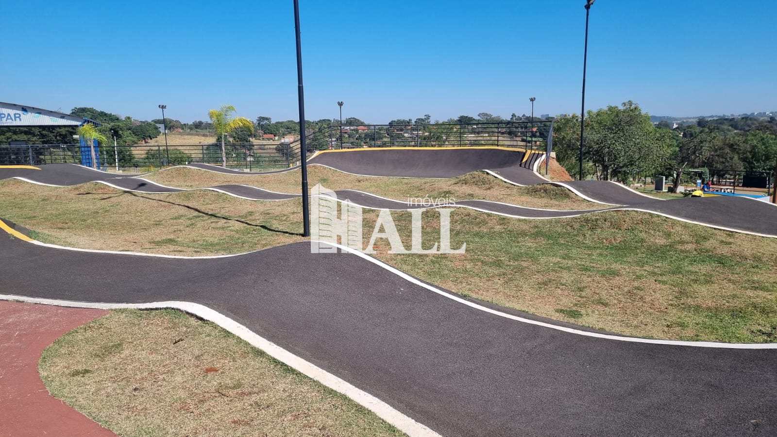 Casa à venda com 3 quartos, 120m² - Foto 9