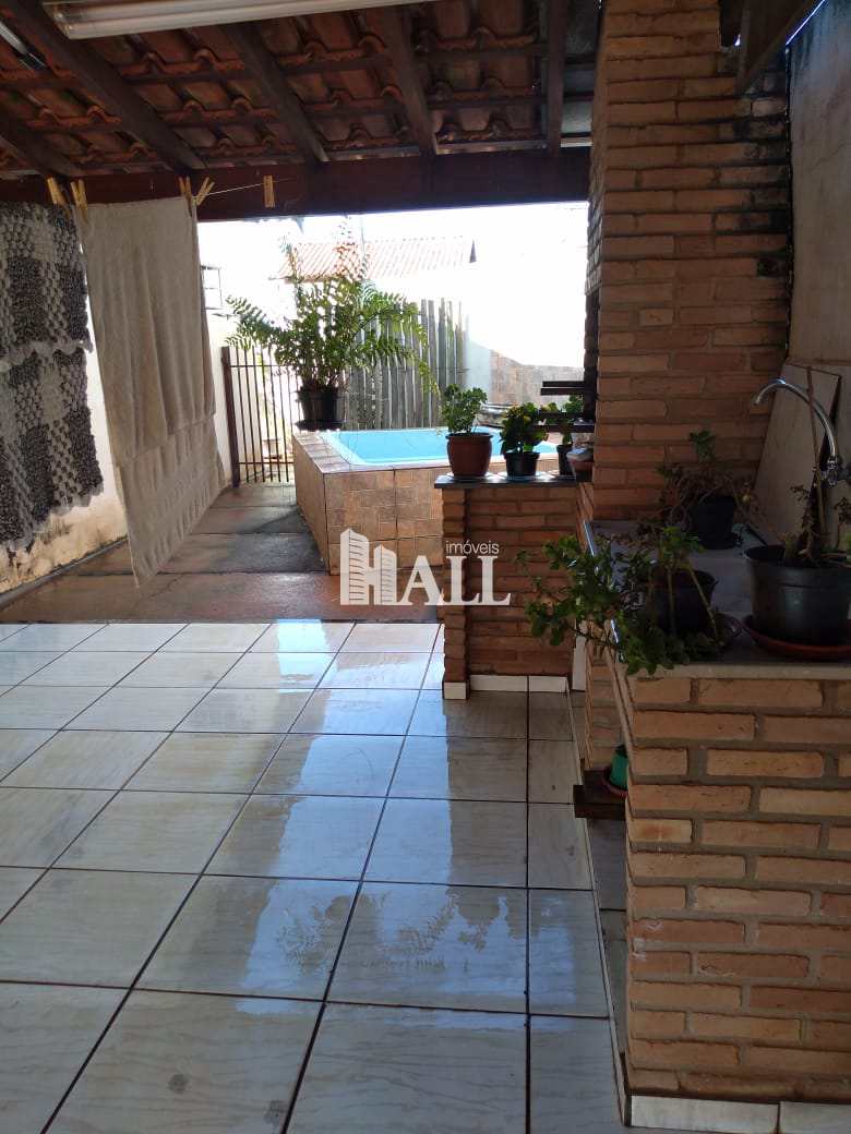 Casa à venda com 2 quartos, 69m² - Foto 5