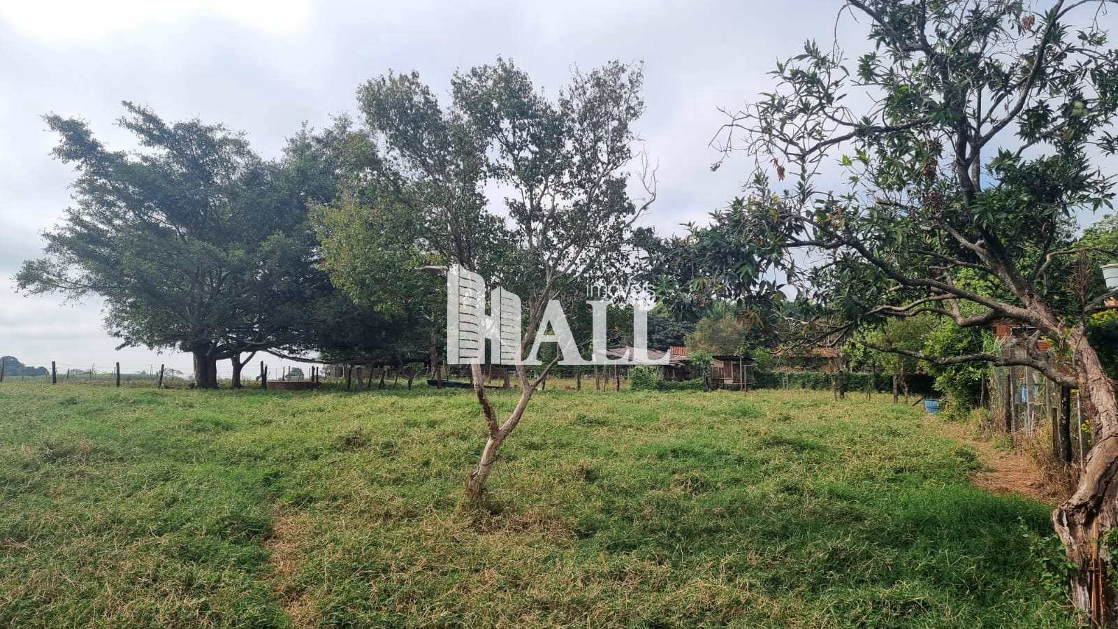 Chácara à venda com 1 quarto, 200m² - Foto 16