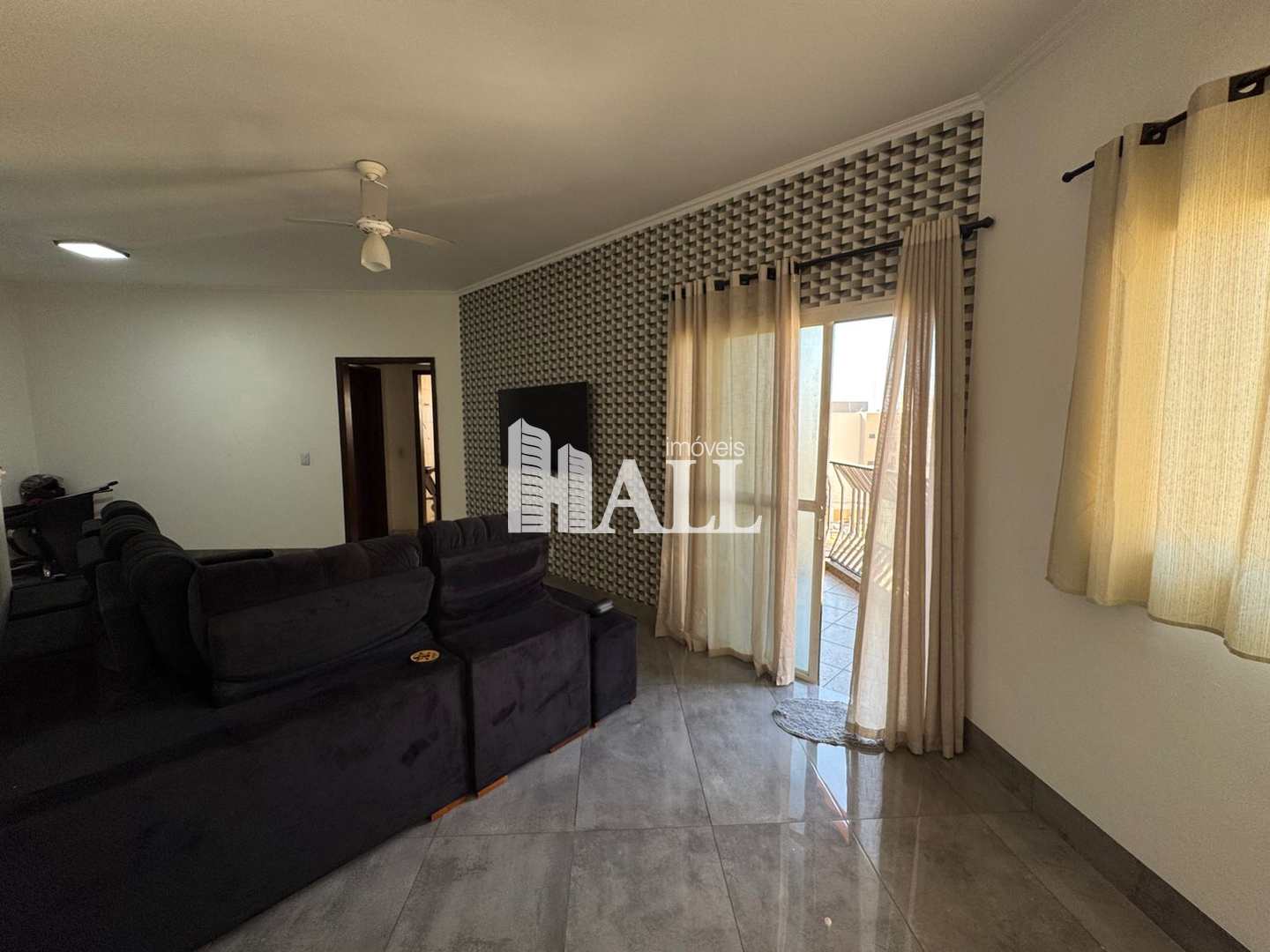 Apartamento à venda com 2 quartos, 87m² - Foto 2