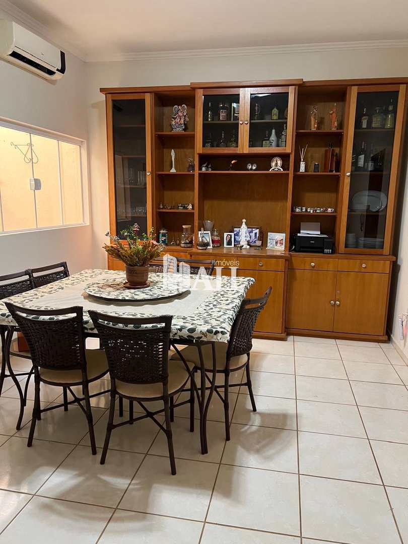 Casa à venda com 3 quartos, 228m² - Foto 5
